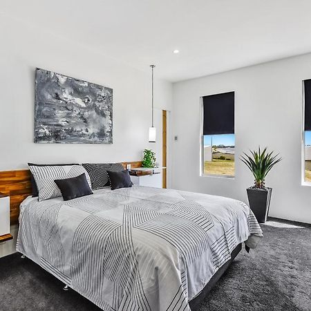 マウントガンビアConroe Executive Townhouse - Modern & Stylishアパートメント エクステリア 写真
