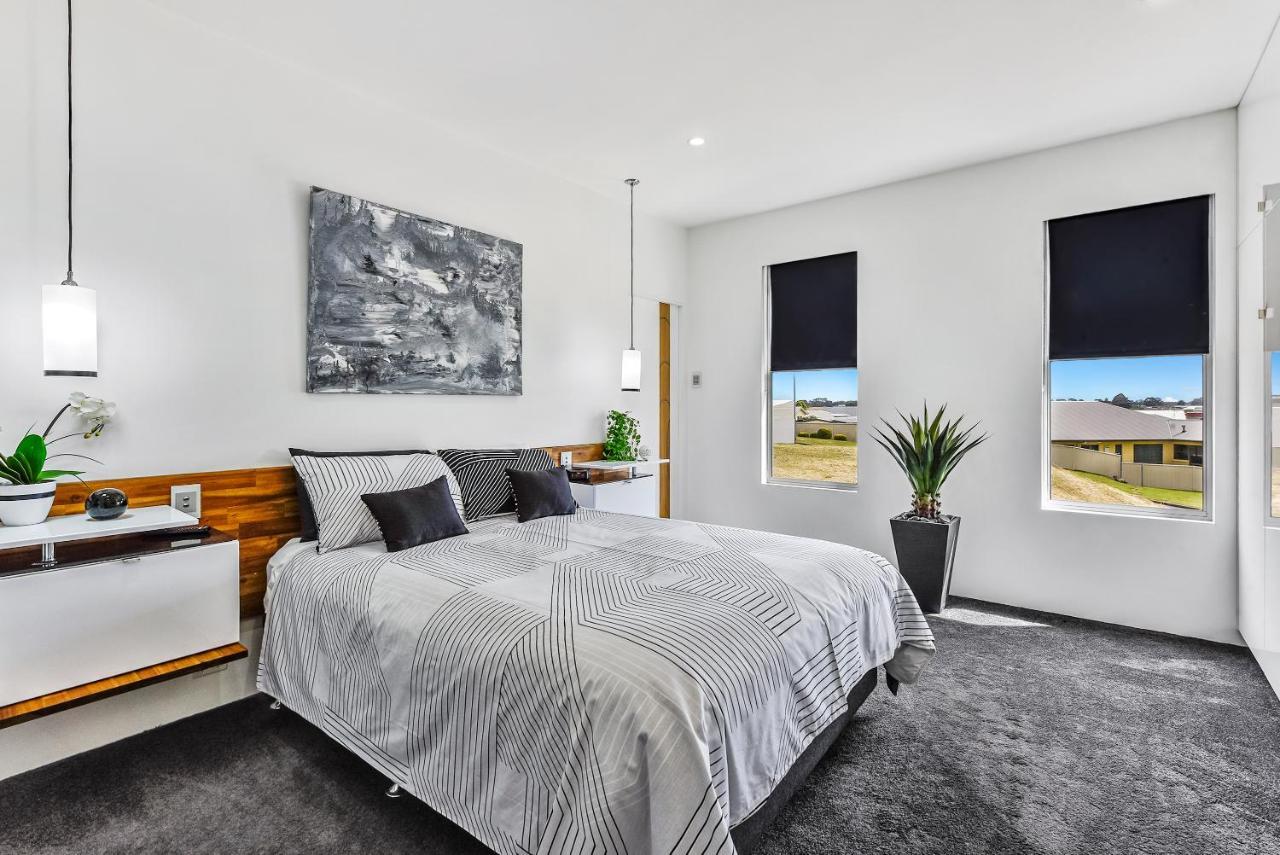 マウントガンビアConroe Executive Townhouse - Modern & Stylishアパートメント エクステリア 写真
